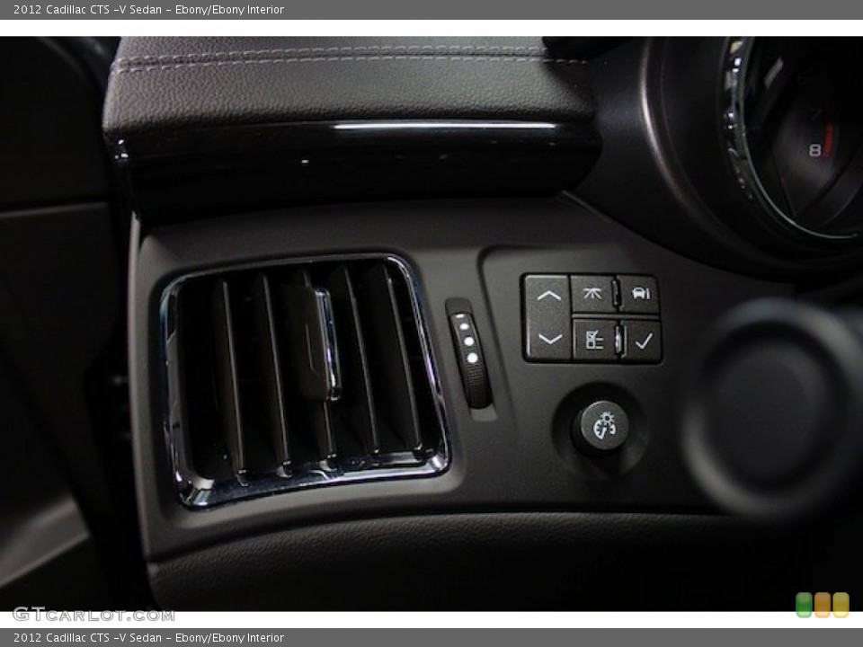 Ebony/Ebony Interior Controls for the 2012 Cadillac CTS -V Sedan #84901148