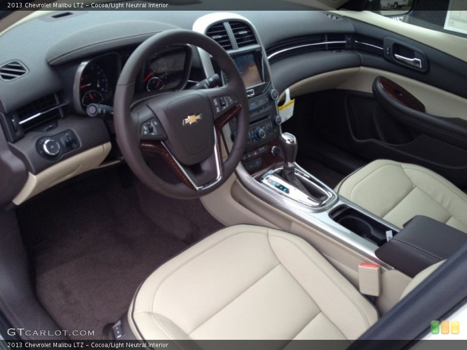 Cocoa/Light Neutral 2013 Chevrolet Malibu Interiors