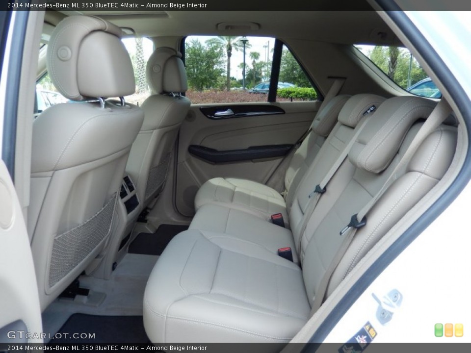 Almond Beige Interior Rear Seat for the 2014 Mercedes-Benz ML 350 BlueTEC 4Matic #84917541