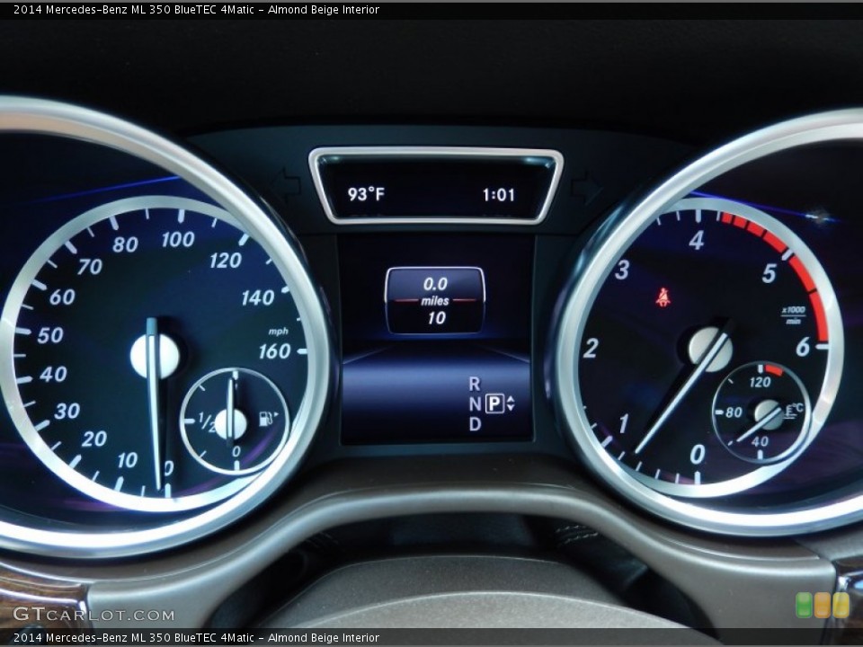 Almond Beige Interior Gauges for the 2014 Mercedes-Benz ML 350 BlueTEC 4Matic #84917618