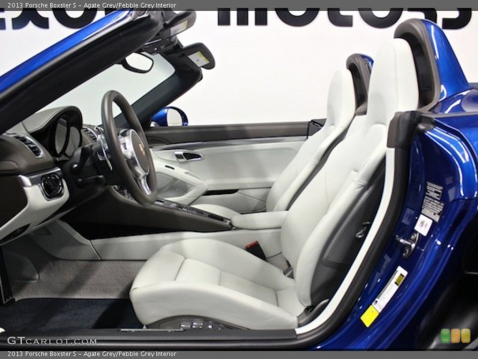 Agate Grey/Pebble Grey Interior Photo for the 2013 Porsche Boxster S #84935281