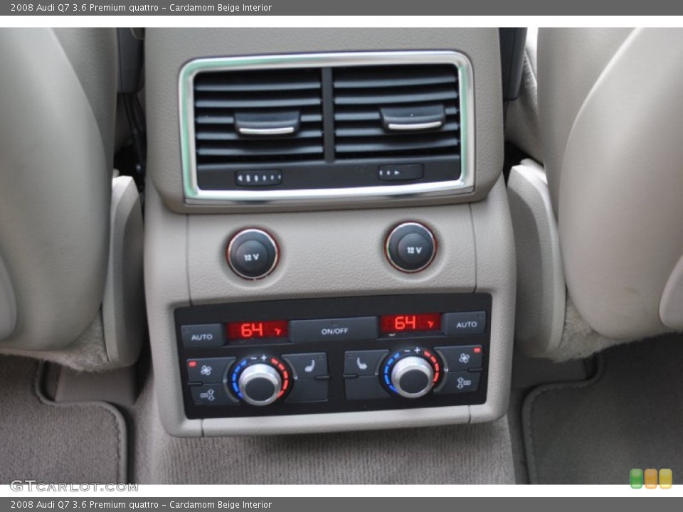 Cardamom Beige Interior Controls for the 2008 Audi Q7 3.6 Premium quattro #84937350