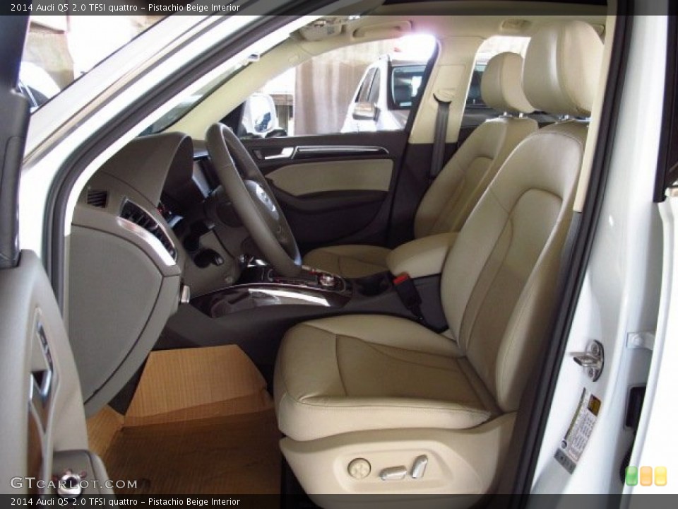 Pistachio Beige Interior Photo for the 2014 Audi Q5 2.0 TFSI quattro #84951065