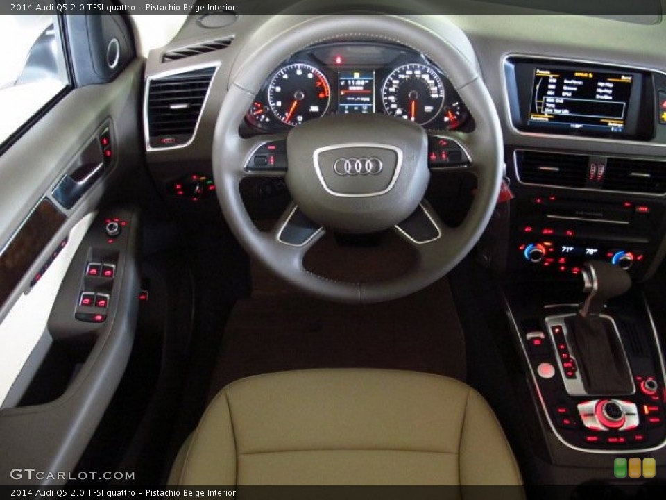Pistachio Beige Interior Dashboard for the 2014 Audi Q5 2.0 TFSI quattro #84951120