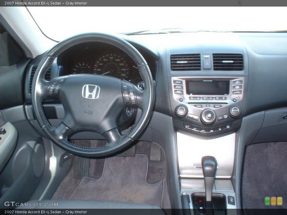 Gray Interior Dashboard for the 2007 Honda Accord EX-L Sedan #84979379