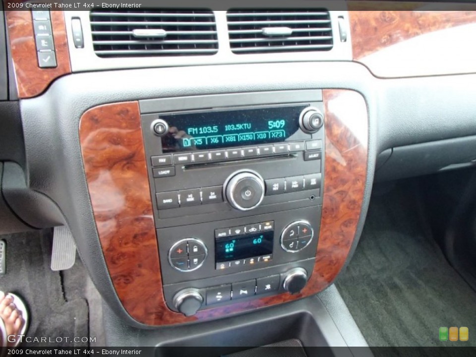 Ebony Interior Controls for the 2009 Chevrolet Tahoe LT 4x4 #84984257