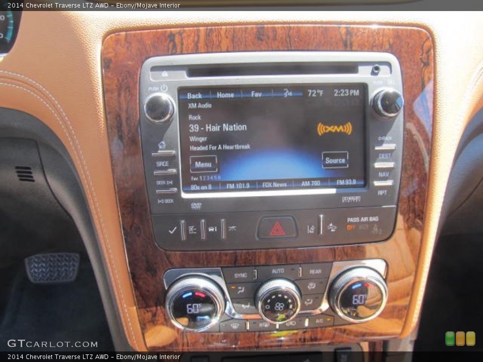 Ebony/Mojave Interior Controls for the 2014 Chevrolet Traverse LTZ AWD #84985487