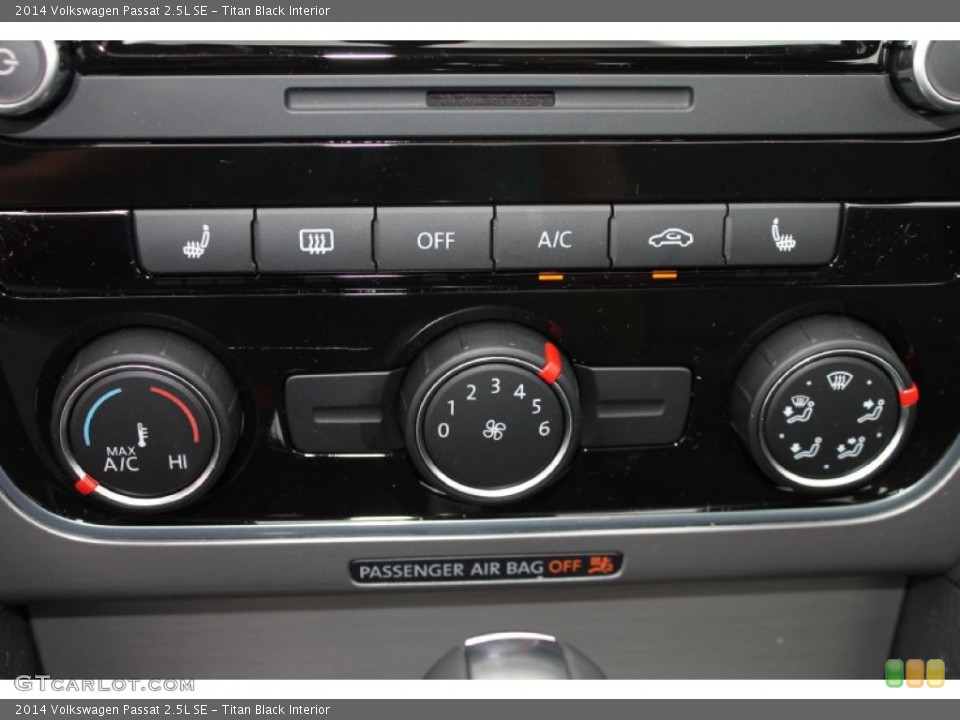 Titan Black Interior Controls for the 2014 Volkswagen Passat 2.5L SE #84996839