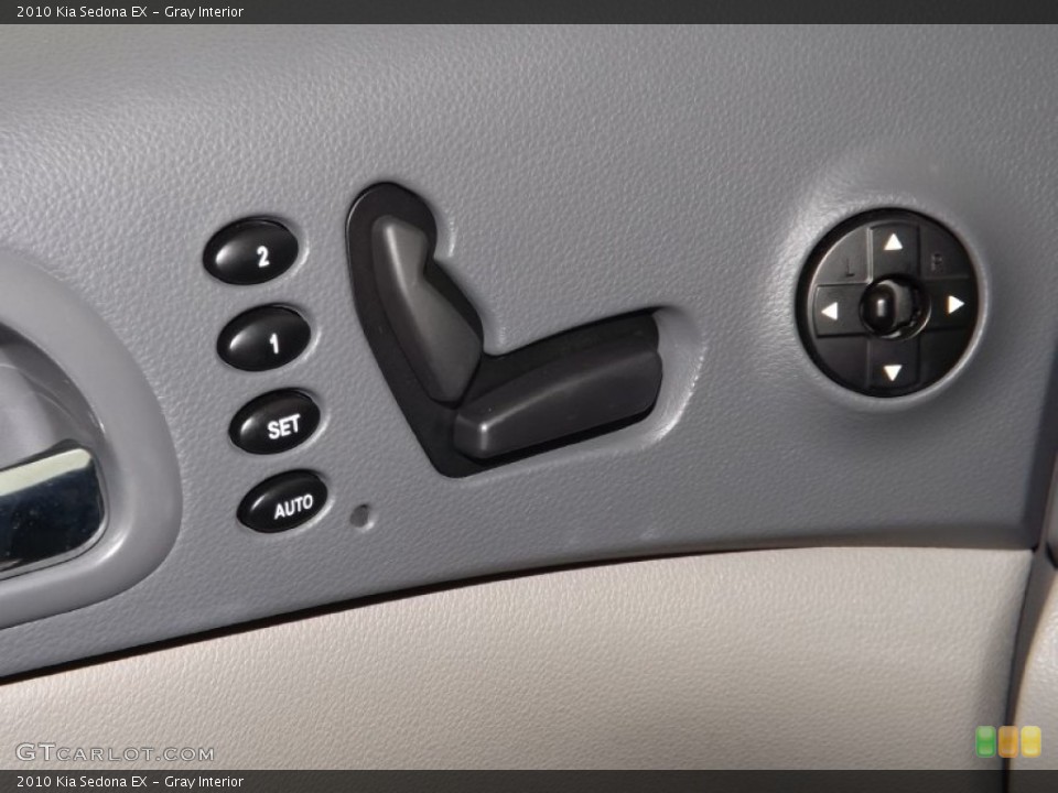 Gray Interior Controls for the 2010 Kia Sedona EX #85000025