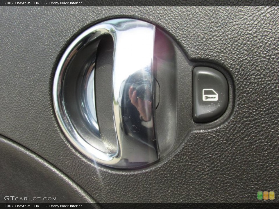 Ebony Black Interior Controls for the 2007 Chevrolet HHR LT #85019027