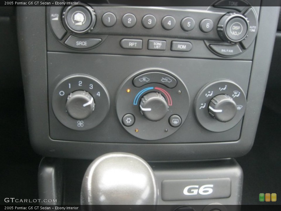 Ebony Interior Controls for the 2005 Pontiac G6 GT Sedan #85020668