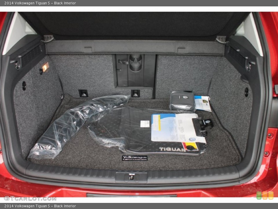 Black Interior Trunk for the 2014 Volkswagen Tiguan S #85022615