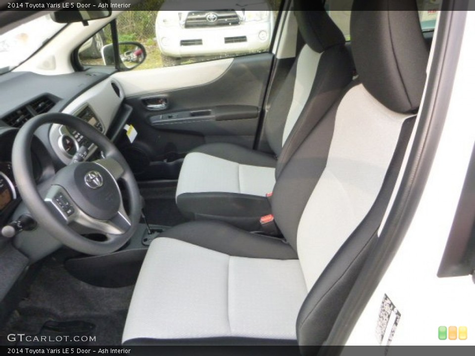 Ash Interior Photo for the 2014 Toyota Yaris LE 5 Door #85036756