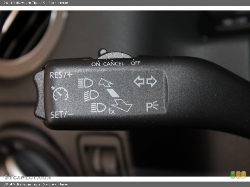 Black Interior Controls for the 2014 Volkswagen Tiguan S #85050924