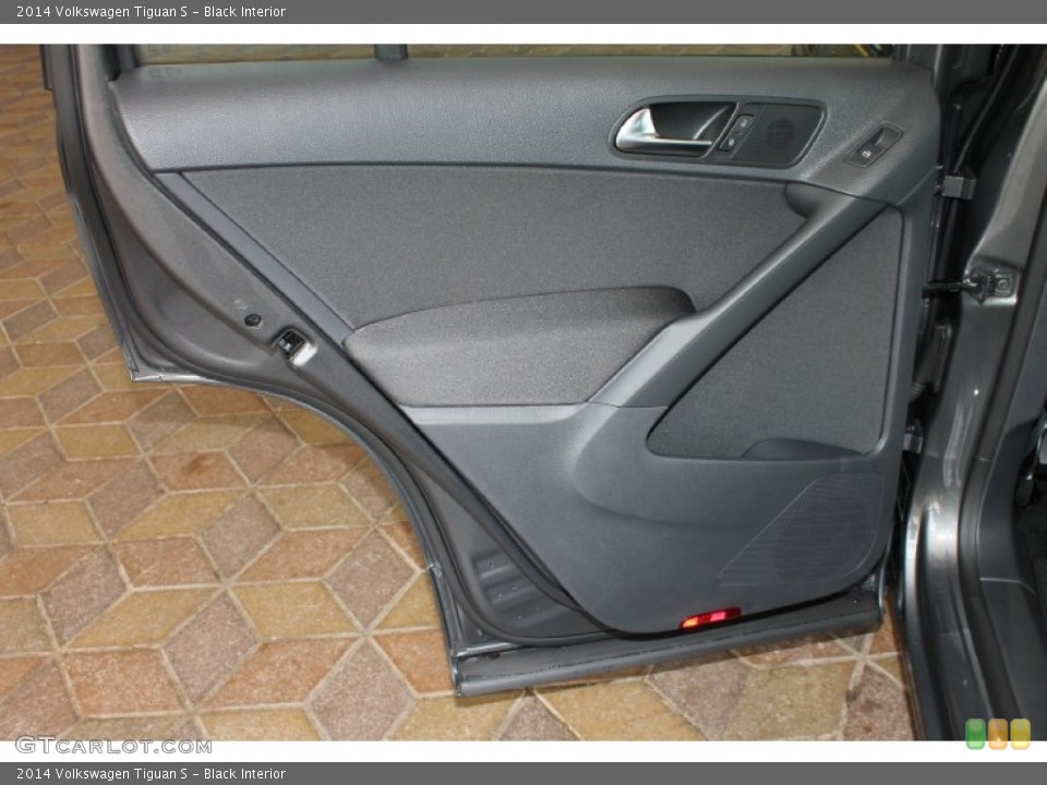 Black Interior Door Panel for the 2014 Volkswagen Tiguan S #85050949