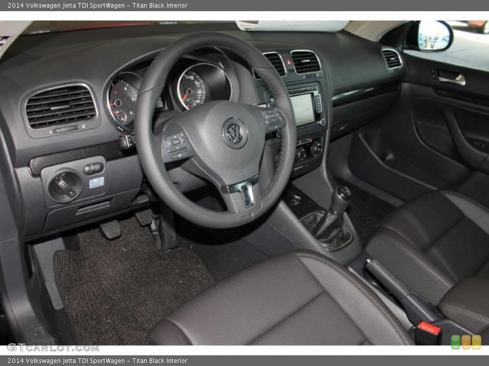 Titan Black Interior Photo for the 2014 Volkswagen Jetta TDI SportWagen #85051363