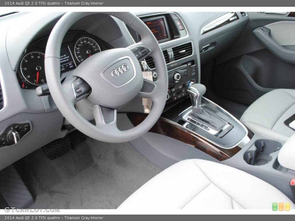 Titanium Gray Interior Photo for the 2014 Audi Q5 2.0 TFSI quattro #85072226