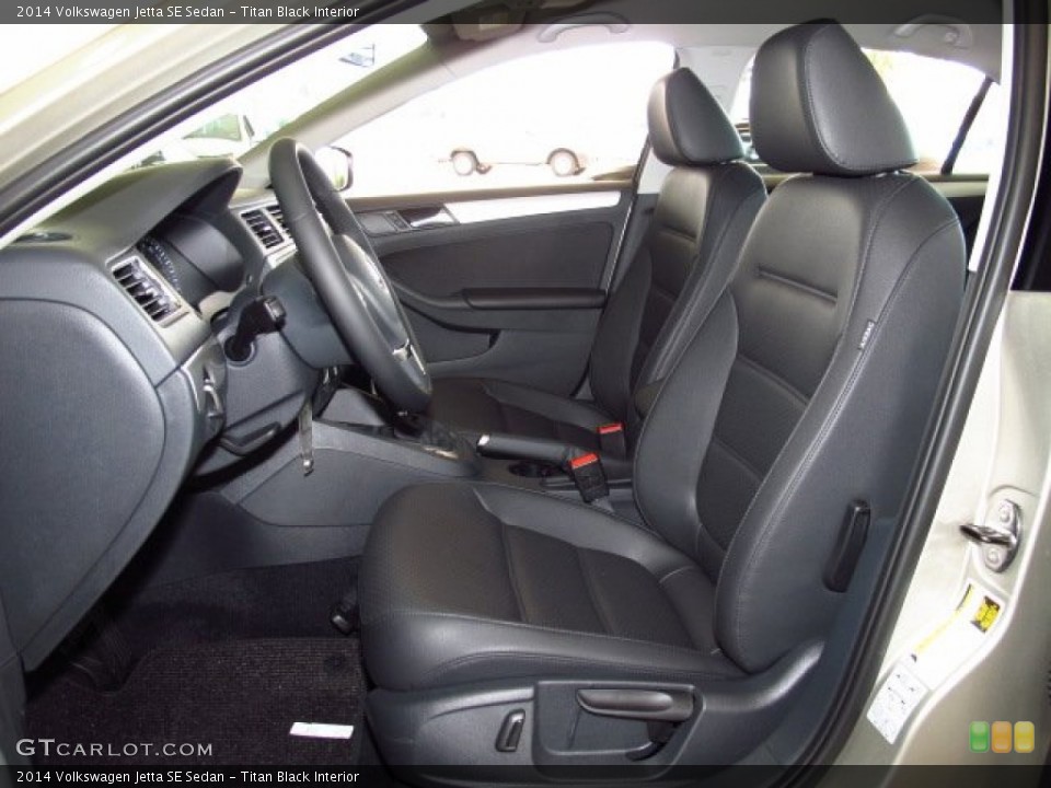 Titan Black Interior Photo for the 2014 Volkswagen Jetta SE Sedan #85072268