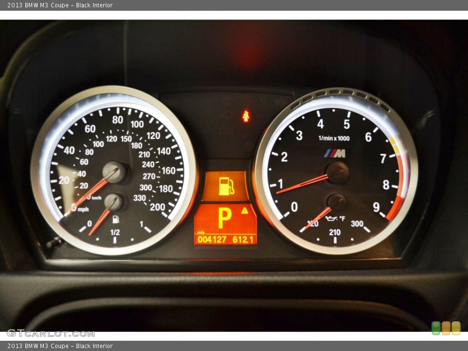 Black Interior Gauges for the 2013 BMW M3 Coupe #85074326