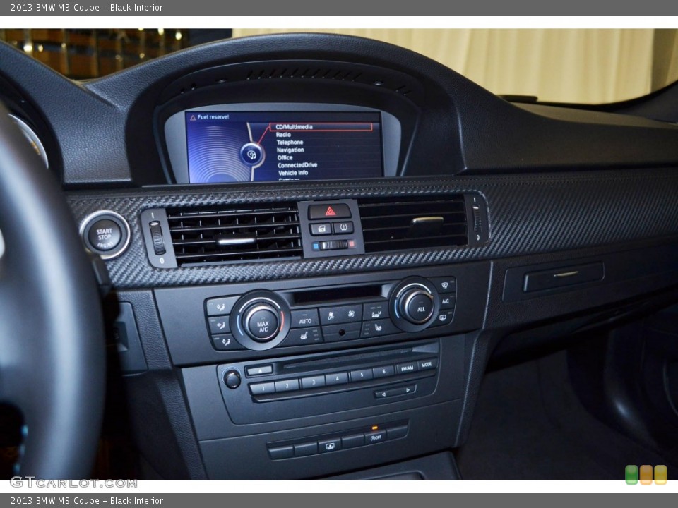 Black Interior Controls for the 2013 BMW M3 Coupe #85074527