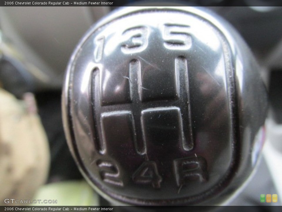 Medium Pewter Interior Transmission for the 2006 Chevrolet Colorado Regular Cab #85076012