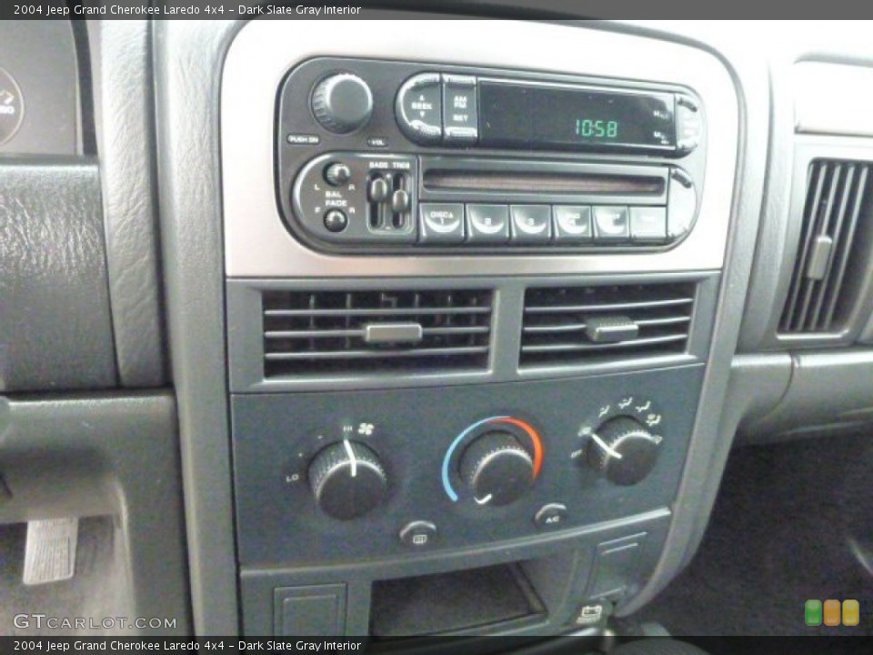 Dark Slate Gray Interior Controls for the 2004 Jeep Grand Cherokee Laredo 4x4 #85079636