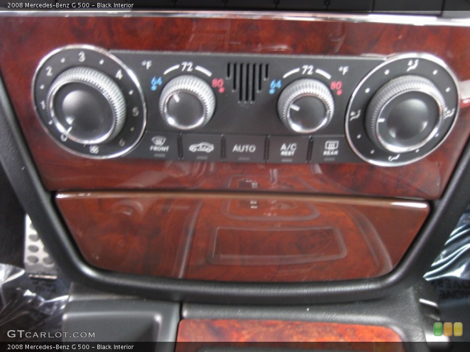 Black Interior Controls for the 2008 Mercedes-Benz G 500 #85099174