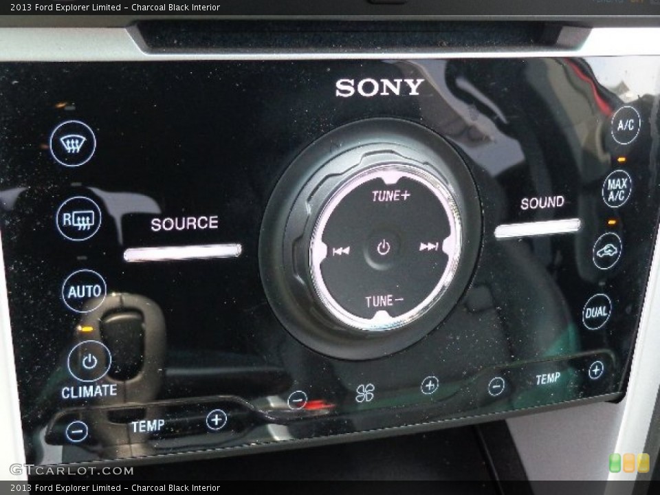 Charcoal Black Interior Controls for the 2013 Ford Explorer Limited #85101485