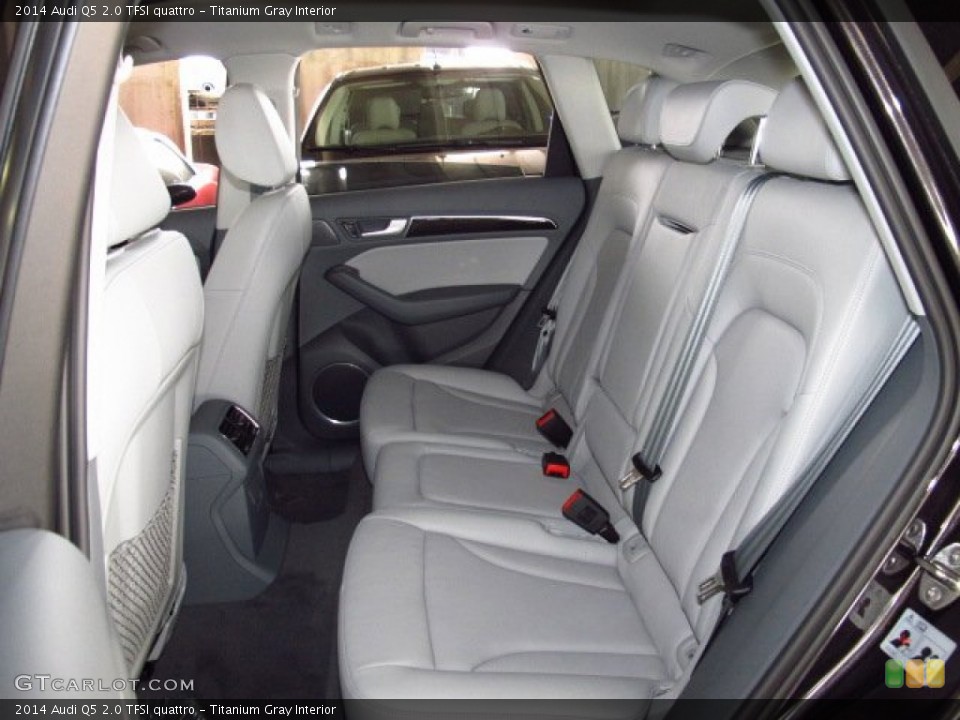 Titanium Gray Interior Rear Seat for the 2014 Audi Q5 2.0 TFSI quattro #85114061