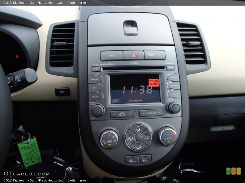 Sand/Black Houndstooth Cloth Interior Controls for the 2013 Kia Soul ! #85145837
