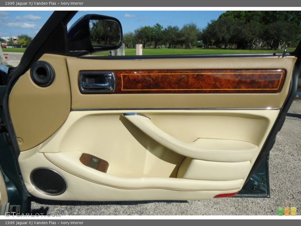 Ivory Interior Door Panel for the 1996 Jaguar XJ Vanden Plas #85146359