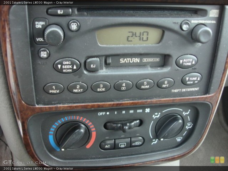 Gray Interior Controls for the 2001 Saturn L Series LW300 Wagon #85149044