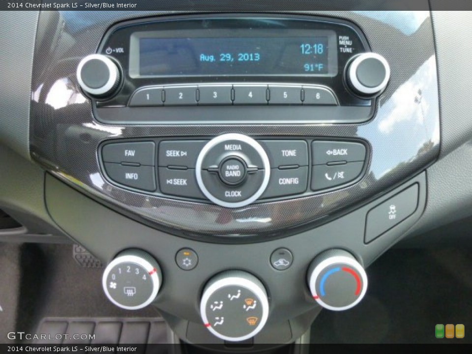 Silver/Blue Interior Controls for the 2014 Chevrolet Spark LS #85156391