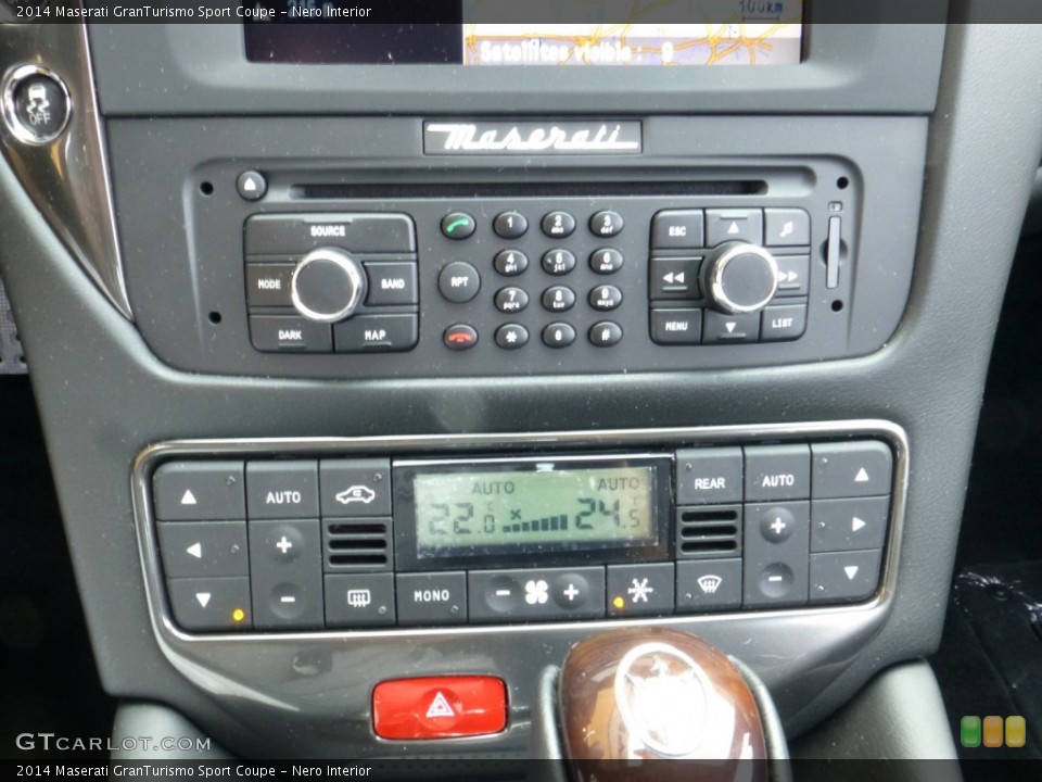 Nero Interior Controls for the 2014 Maserati GranTurismo Sport Coupe #85177712