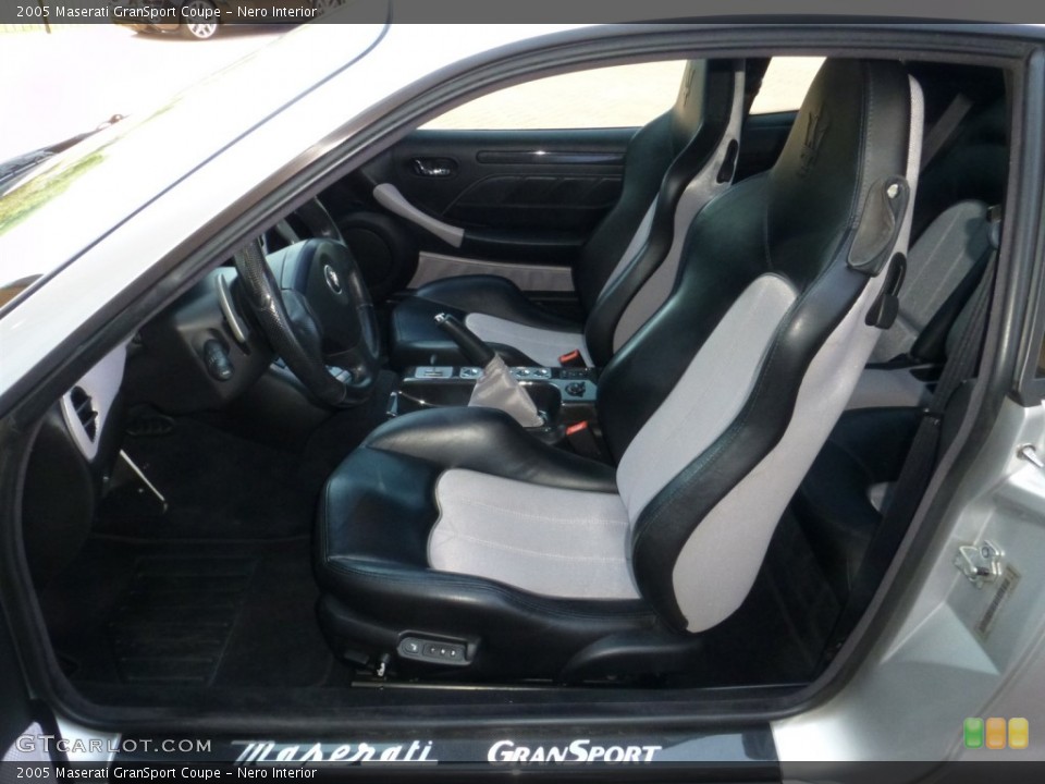 Nero Interior Front Seat for the 2005 Maserati GranSport Coupe #85178156