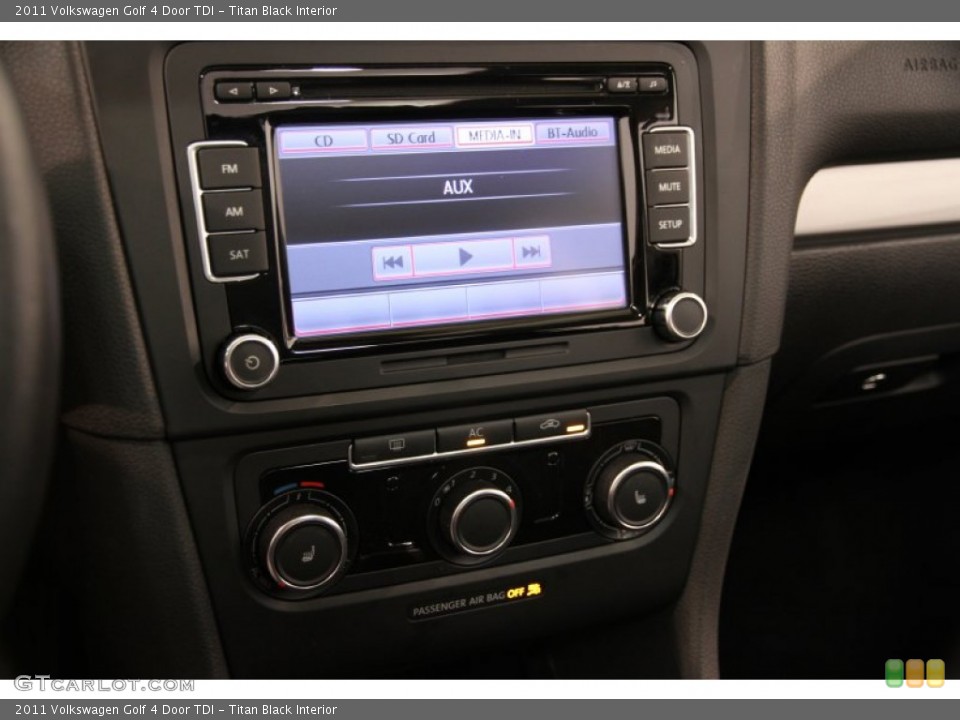 Titan Black Interior Controls for the 2011 Volkswagen Golf 4 Door TDI #85195361