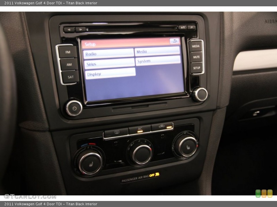 Titan Black Interior Controls for the 2011 Volkswagen Golf 4 Door TDI #85195388