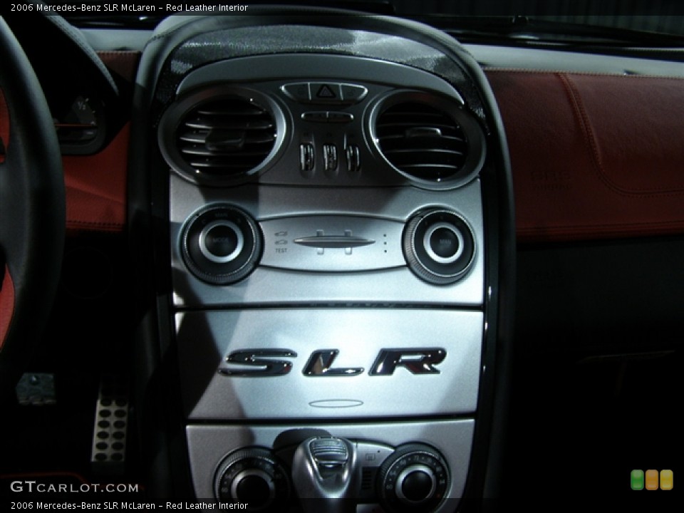 Red Leather Interior Controls for the 2006 Mercedes-Benz SLR McLaren #85256