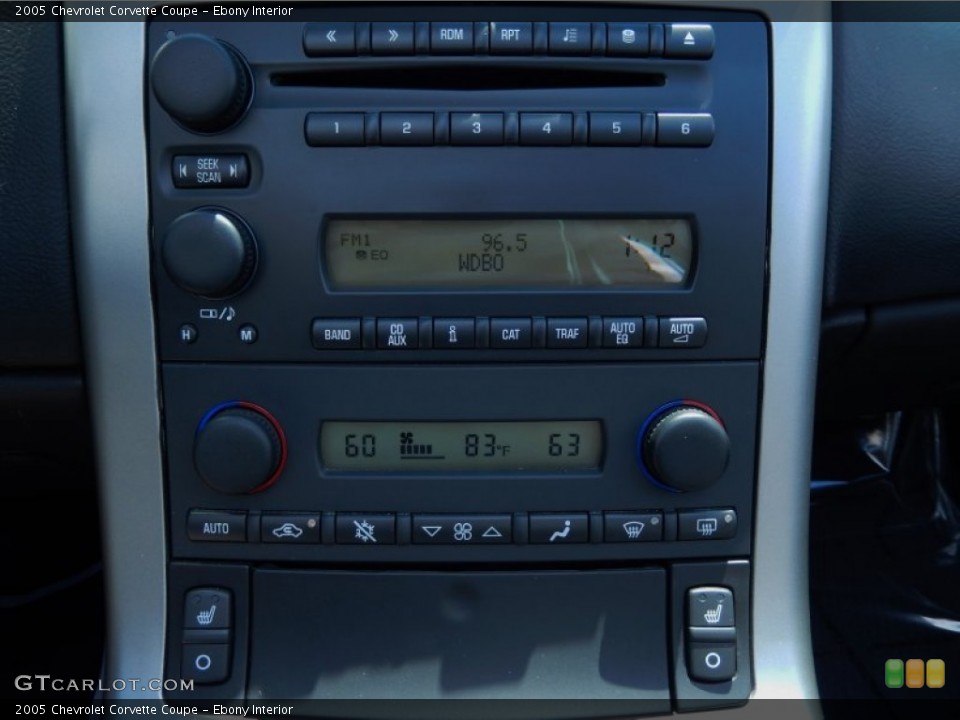 Ebony Interior Controls for the 2005 Chevrolet Corvette Coupe #85267176