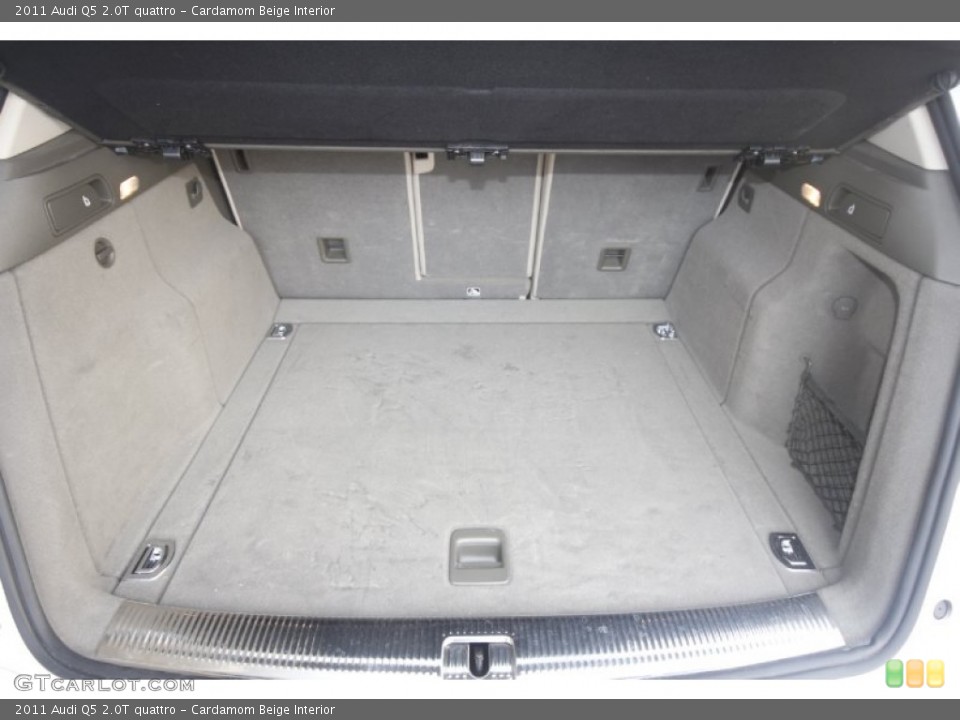 Cardamom Beige Interior Trunk for the 2011 Audi Q5 2.0T quattro #85270942