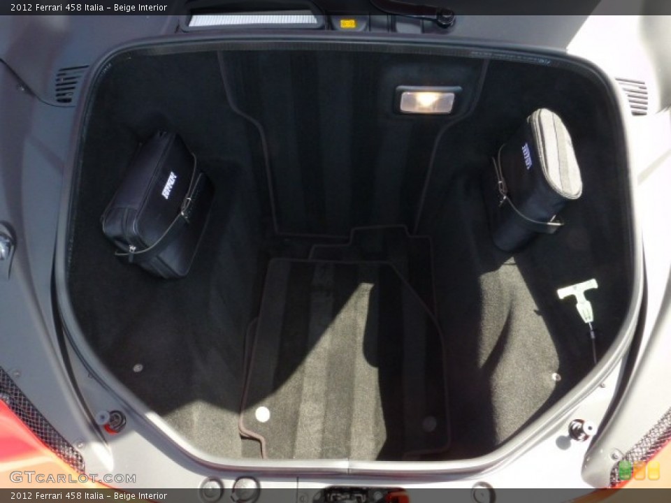 Beige Interior Trunk for the 2012 Ferrari 458 Italia #85306889