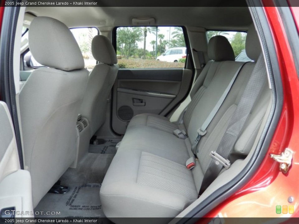 Khaki Interior Rear Seat for the 2005 Jeep Grand Cherokee Laredo #85316240