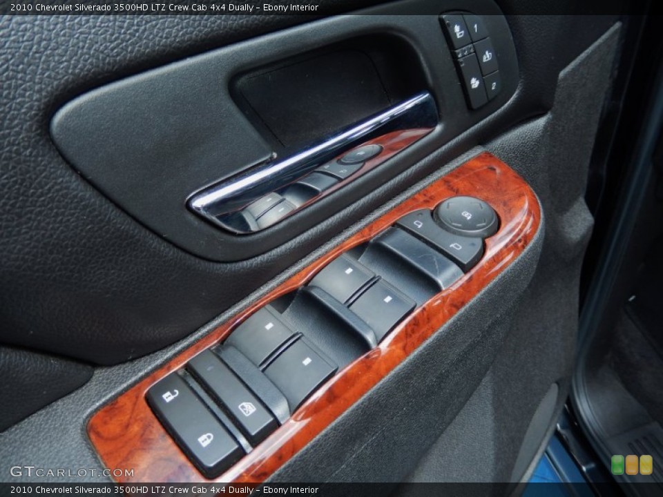 Ebony Interior Controls for the 2010 Chevrolet Silverado 3500HD LTZ Crew Cab 4x4 Dually #85316399