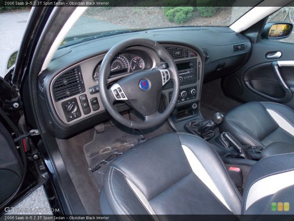 Obsidian Black 2006 Saab 9-5 Interiors