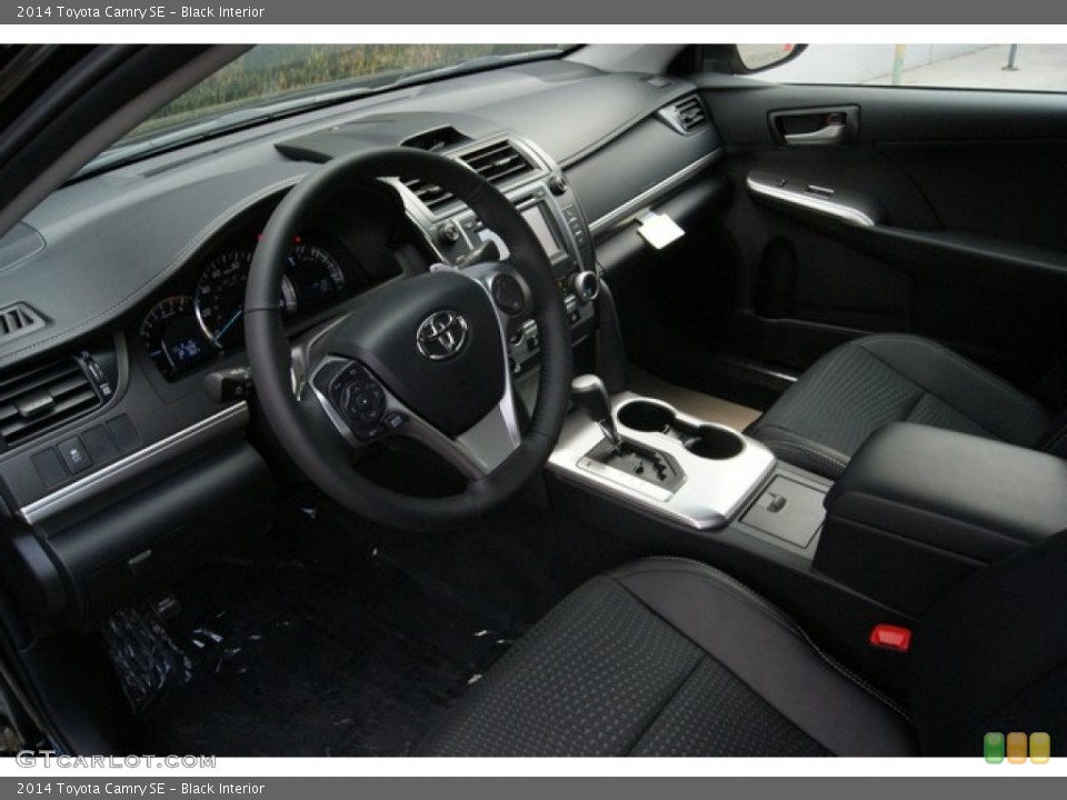 Black Interior Photo for the 2014 Toyota Camry SE #85386508