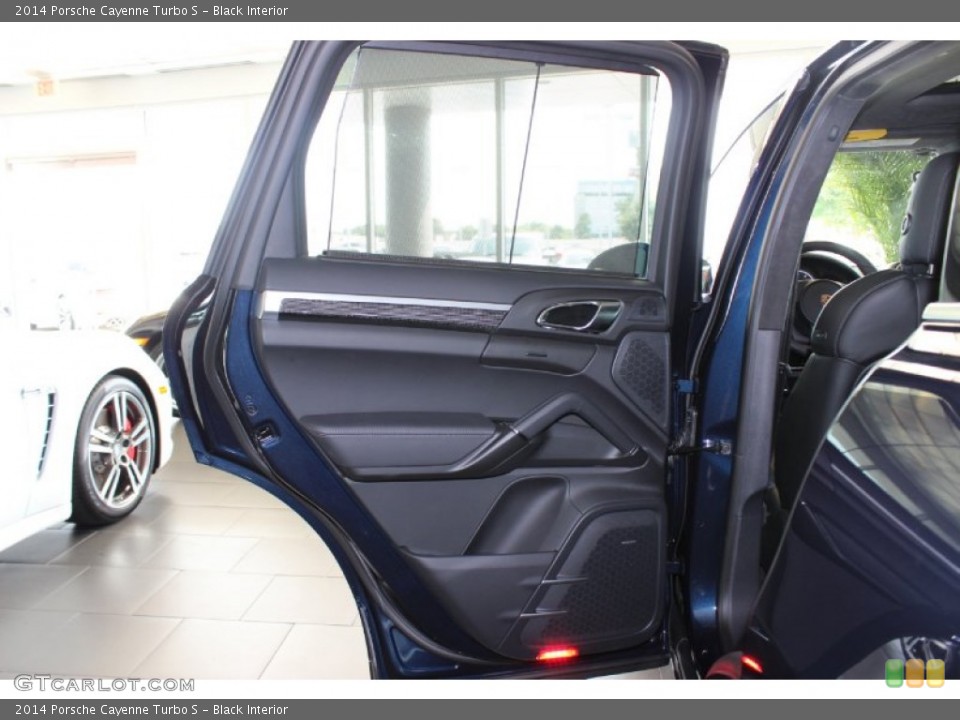 Black Interior Door Panel for the 2014 Porsche Cayenne Turbo S #85403152