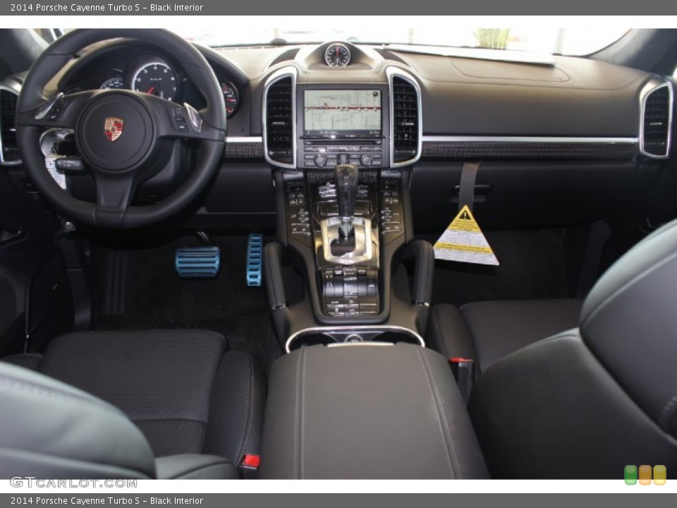 Black Interior Dashboard for the 2014 Porsche Cayenne Turbo S #85403188
