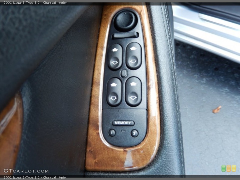 Charcoal Interior Controls for the 2001 Jaguar S-Type 3.0 #85418171