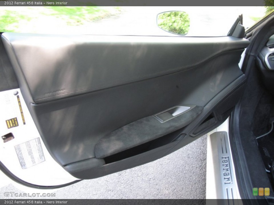 Nero Interior Door Panel for the 2012 Ferrari 458 Italia #85446480