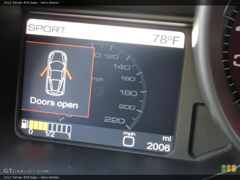 Nero Interior Controls for the 2012 Ferrari 458 Italia #85446702